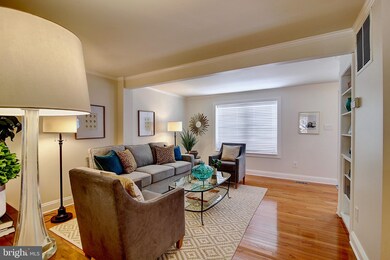 2029 Brooks Square Place, Falls Church, VA 22043 - photo 6