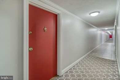 6145 Leesburg Pike unit 104, Falls Church, VA 22041 - photo 5