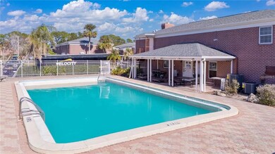 1143 85th Terrace N unit D, Saint Petersburg, FL 33702 - photo 5