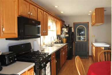 52545 Walsingham Ln, South Bend, IN 46637 - photo 3