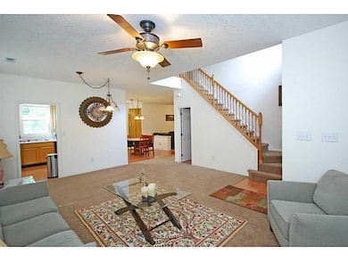 10043 Sanger Dr, Fishers, IN 46038 - photo 5