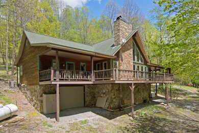 65 Deer Spring Rd - Tour Resize 03