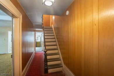 87 Mcwhorter St, Newark, NJ 07105 - photo 2