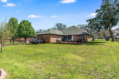 2613 S Chase Ct, Burleson, TX 76028 - photo 2