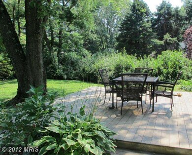 13705 E Devonfield Dr, Baldwin, MD 21013 - photo 2