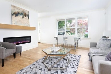 17 Dale St unit 17, Newton, MA 02460 - photo 3