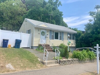 479 Riverside Dr, Lawrence, MA 01841 - photo 5