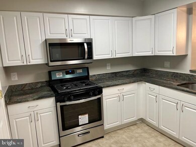 3909 Chesterwood Dr, Silver Spring, MD 20906 - photo 3