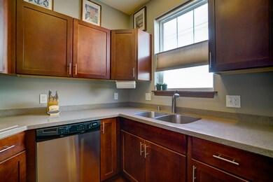 85 S Gardens Way unit 203, Fitchburg, WI 53711 - photo 5
