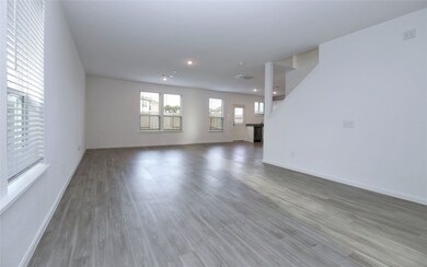 23538 Wrexham Springs Ct, Spring, TX 77373 - photo 6