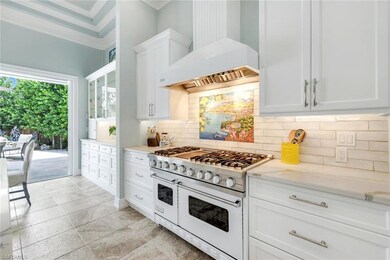 Viking Stove: 6 Burners & Griddle