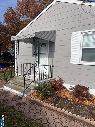 14 Fournier Crescent unit 16, Elmwood Park, NJ 07407 - photo 2