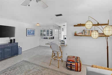 650 Pinellas Point Dr S unit 236, Saint Petersburg, FL 33705 - photo 6