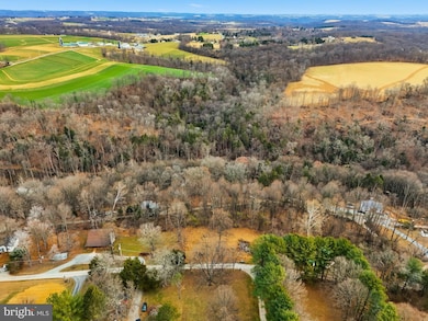 219 A Highfield Rd, Susquehanna Trails, PA 17302 - photo 6