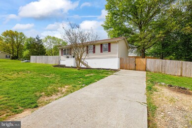 2003 Strawberry Ln, Bryans Road, MD 20616 - photo 4
