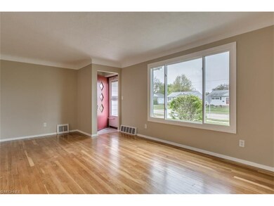 1737 Rush Rd, Wickliffe, OH 44092 - photo 2