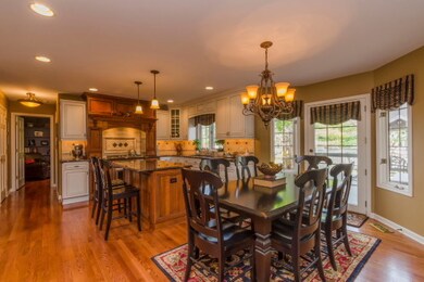 3512 Malvina Ct, Naperville, IL 60564 - photo 6