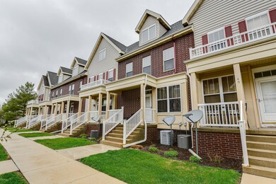 38 S Gardens Way, Fitchburg, WI 53711 - photo 2