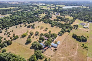 896 Decatur Cemetery Rd, Decatur, TX 76234 - photo 4
