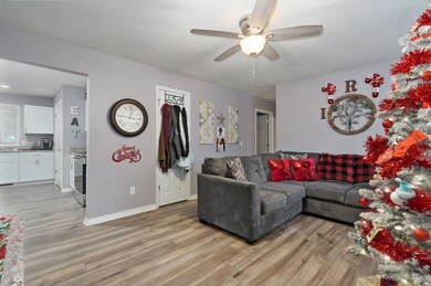 1133 W Morningside St-4