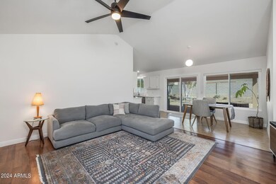 1032 E Wickieup Ln, Phoenix, AZ 85024 - photo 7