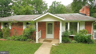 18502 Tralee Ln, Triangle, VA 22172 - photo 2