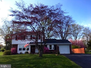 2017 Birchwood Dr, Norristown, PA 19401 - photo 2