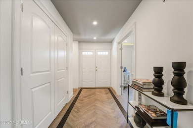05-Foyer