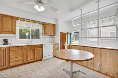 4904 Burchfield Ave, Lansing, MI 48910 - photo 4