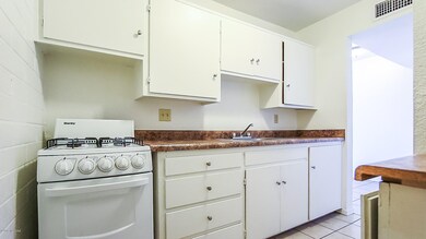 1402 E Manlove St unit 7, Tucson, AZ 85719 - photo 5