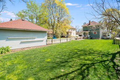 117 S Commonwealth Ave, Aurora, IL 60506 - photo 6