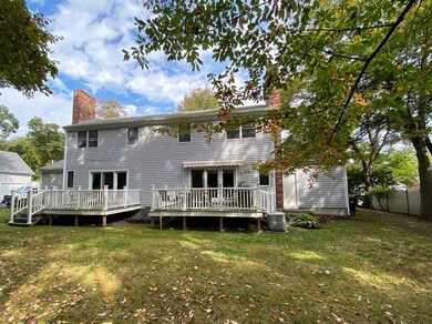 36 Stoneledge Rd, South Dartmouth, MA 02748 - photo 2