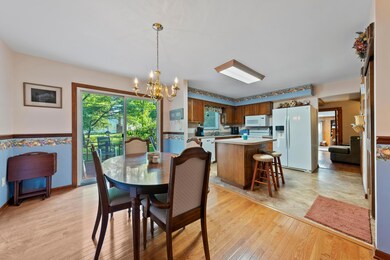 6-Kitchen - Eating Space