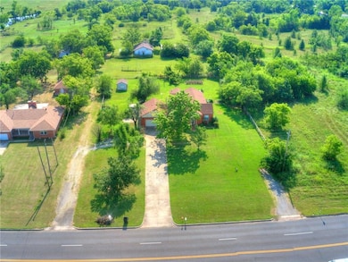 10120 S Sooner Rd, Oklahoma City, OK 73165 - photo 2