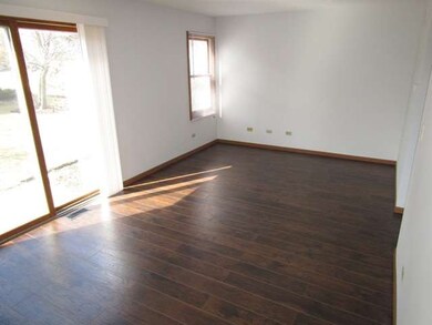11716 Pine Way unit A, Huntley, IL 60142 - photo 2