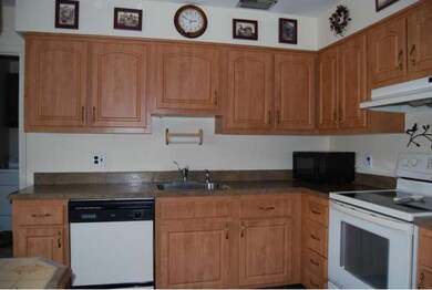 290 Tenby Chase Dr, Delran, NJ 08075 - photo 7