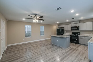 7716 Sealey St, Houston, TX 77088 - photo 6