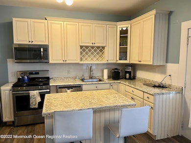 216 Main St unit Summer 2022, Avon By the Sea, NJ 07717 - photo 3