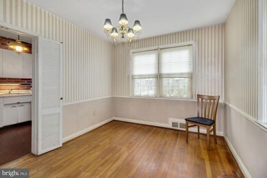 1254 Meridene Dr, Baltimore, MD 21239 - photo 7