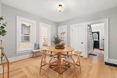 820 Jenifer St, Madison, WI 53703 - photo 3