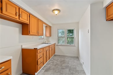 Unit 1113 kitchen