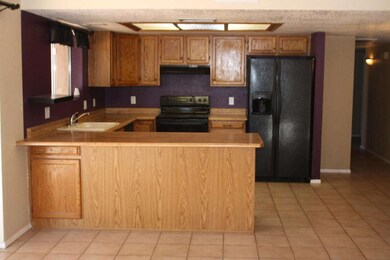 KITCHEN 3 IMG_8765