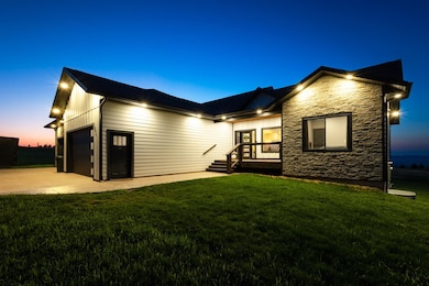 10578 Cedar Berry Ct, Spearfish, SD 57783 - photo 2