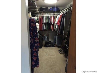 201 Spring Bay Dr, Jacksonville, IL 62650 - photo 4