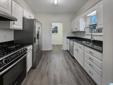 4516 Jacob Cir, Center Point, AL 35215 - photo 7