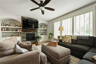 1709 SW Kendall Dr, Lees Summit, MO 64082 - photo 7