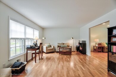 05-Living_Room