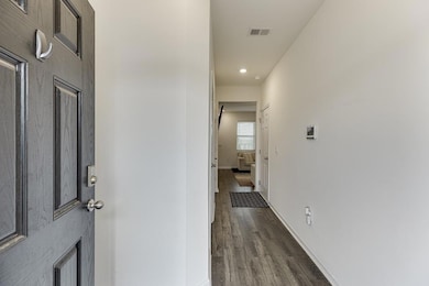 49 Gaston Ct