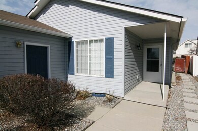 725 E Tara Lee Ave, Medical Lake, WA 99022 - photo 2