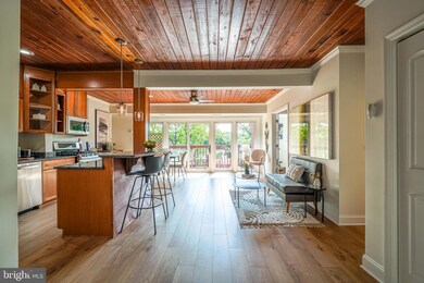 101 Skyhill Rd unit 303, Alexandria, VA 22314 - photo 3